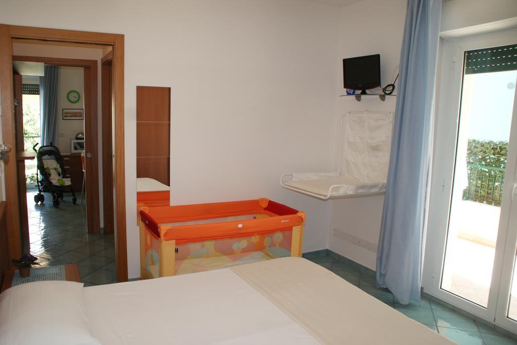 Casa Vacanze Villa Spina 圣贝内代托-德尔特龙托 客房 照片