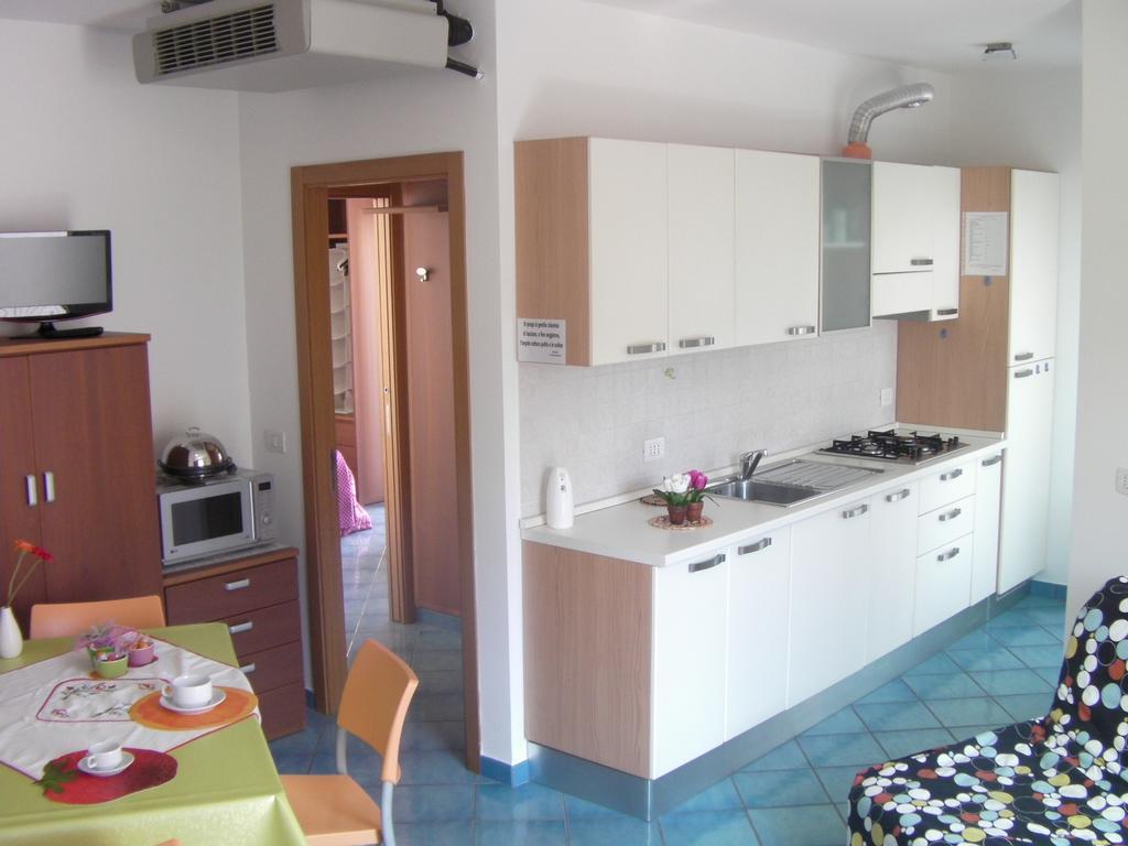 Casa Vacanze Villa Spina 圣贝内代托-德尔特龙托 客房 照片